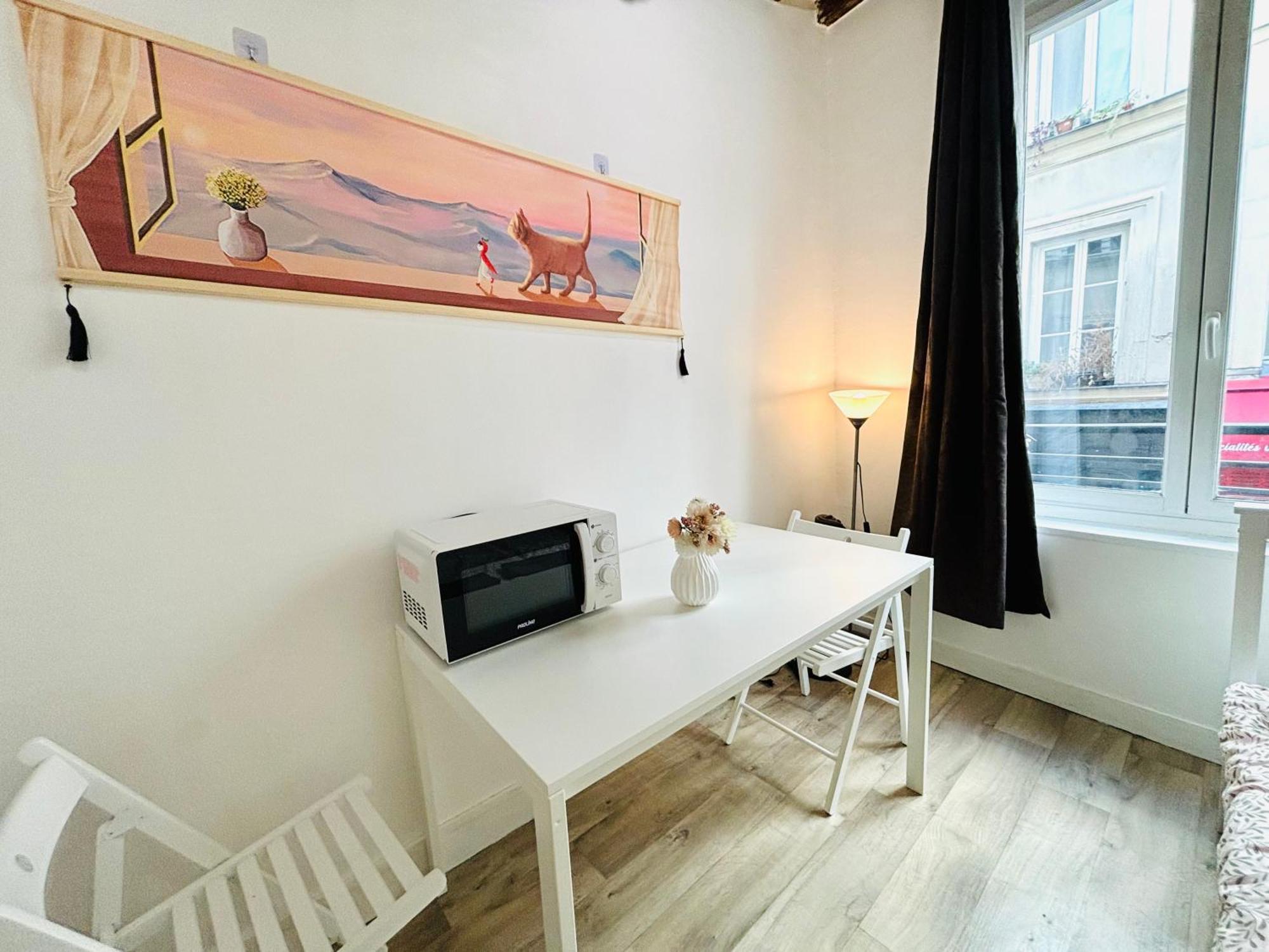 Dream Dwell Paris - Cozy Family Studio Near Quartier Marais Iiie Париж Екстериор снимка